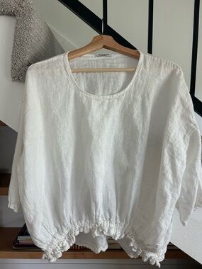 Relaxed White Linen Drawstring-Hem Blouse